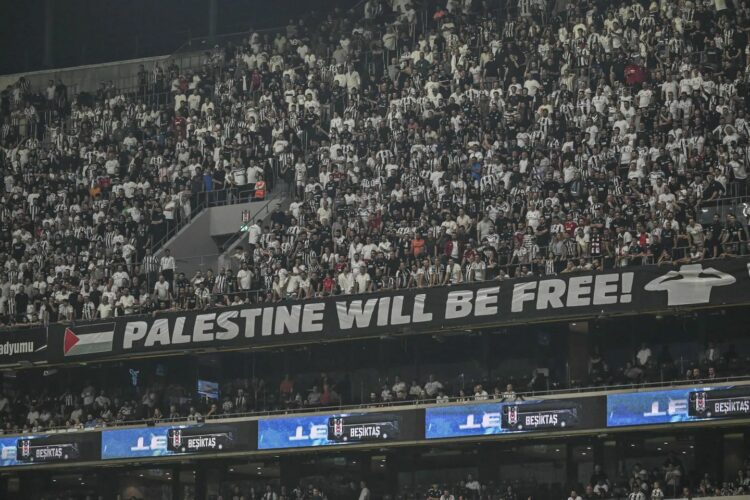 أندية تركيا ترفض عروض رعاية من كوكاكولا تضامناً مع غزة 2026