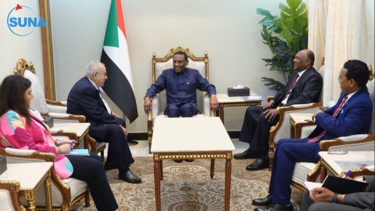 رئيس الوزراء السوداني يلتقي المبعوث الأممي في بورتسودان لبحث كارثة الفاشر والأوضاع الإنسانية 2026