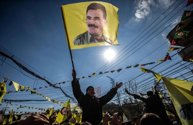 صدمة في ملف السلام.. حزب العمال الكردستاني يوقف خطواته ويطالب تركيا بـ "الحرية لأوجلان" 2026