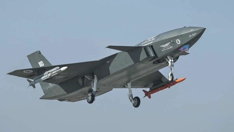 الجيش التركى يتقدم عالميًا: اختبار أول طائرة بدون طيار تطلق صاروخ على هدف نفاث في سماء سينوب 2026