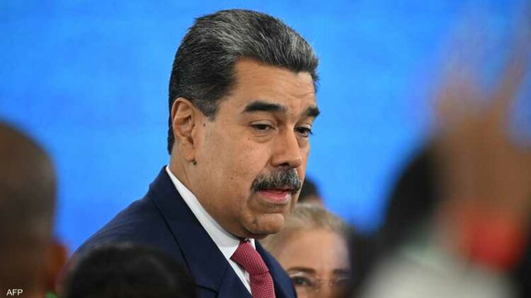 مادورو بين سريرين وهاتفين.. رئيسٌ يحكم كاراكاس وهو يهرب من شبح الضربة الأمريكية!" 1 مادورو بين سريرين وهاتفين.. رئيسٌ يحكم كاراكاس وهو يهرب من شبح الضربة الأمريكية!" 2025