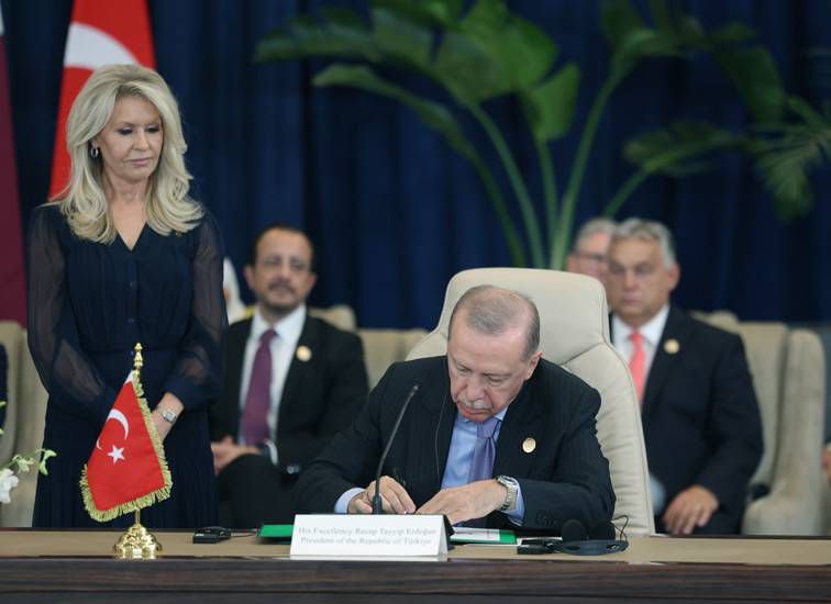 واشنطن تواجه نتنياهو برسائل حادة وشتائم بالبيت الأبيض… وخلاف حول الدور التركى فى تنفيذ خطة ترامب 2 واشنطن تواجه نتنياهو برسائل حادة وشتائم بالبيت الأبيض… وخلاف حول الدور التركى فى تنفيذ خطة ترامب 2025