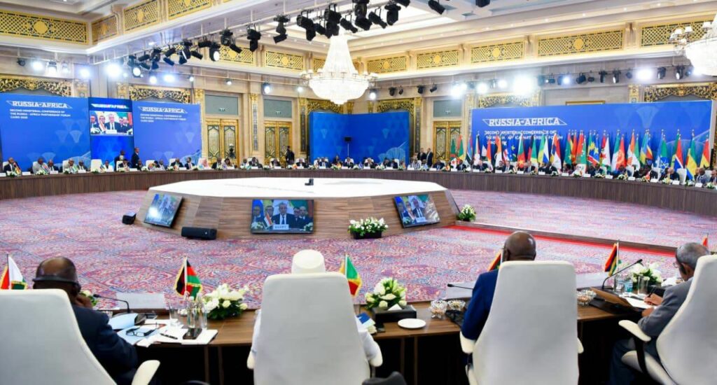 منتدى الشراكة الروسي-الأفريقية بالقاهرة: السيسي يقود حواراً تاريخياً بين روسيا والدول الأفريقية لتعزيز الأمن الغذائي والطاقة 2025