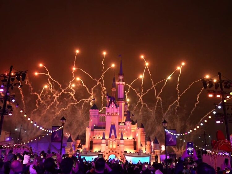 تقرير : كواليس الاحتفالات المتوقعة فى الرياض لاحتفالات رأس العام ٢٠٢٦ (بوليفارد، الألعاب النارية، الحفلات، المطاعم، التجارب العائلية) 1 تقرير : كواليس الاحتفالات المتوقعة فى الرياض لاحتفالات رأس العام ٢٠٢٦ (بوليفارد، الألعاب النارية، الحفلات، المطاعم، التجارب العائلية) 2025