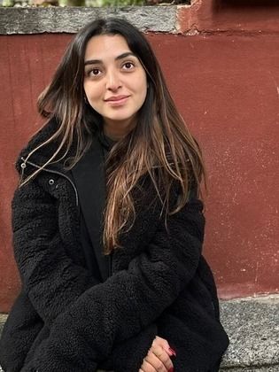 ابنة الفنان المصرى أشرف زكي بين المجاملة والموهبة.. هل تصمد تجربة "مايا زكى" أمام عين الجمهور؟ 1 ابنة الفنان المصرى أشرف زكي بين المجاملة والموهبة.. هل تصمد تجربة "مايا زكى" أمام عين الجمهور؟ 2025