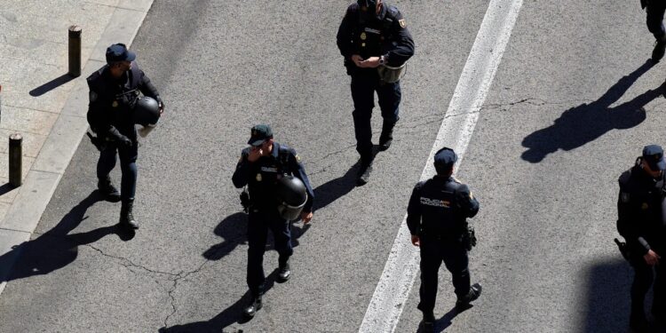 إسبانيا تعلن إحباط خلية نازية متطرفة مرتبطة بـ"القاعدة" في كاستيلون 2025