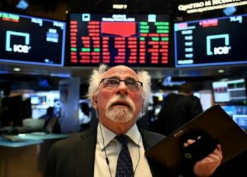 الأسهم الأمريكية تتراجع في أول أيام ديسمبر وسط قلق من تحولات الين 2025