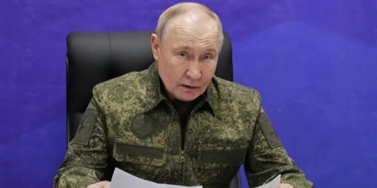 بوتين يوجه رسالة "تحذيرية" لأوروبا: "إذا كنتم تريدون القتال فنحن مستعدون الآن" 1 بوتين يوجه رسالة "تحذيرية" لأوروبا: "إذا كنتم تريدون القتال فنحن مستعدون الآن" 2025