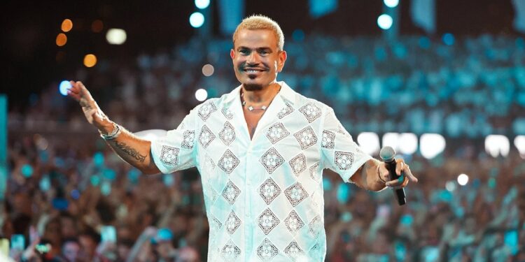 الهضبة في الكويت: عمرو دياب يُحيي حفلاً ضخماً على مسرح "الأرينا" 11 ديسمبر 2025 2025