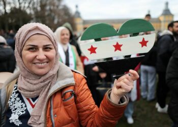 الاتحاد الأوروبي يعلن تغييرات صادمة في سياسة اللجوء السوري تهدد مستقبل آلاف اللاجئين 2025