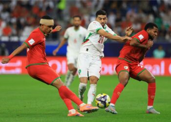 المغرب يتعادل سلبيا مع عمان ويتمسك بصدارة كأس العرب 2025 2025