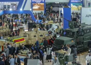 شراكة مصرية _تركية تفجّر مفاجأه عسكرية فى إيديكس ٢٠٢٥ 2025