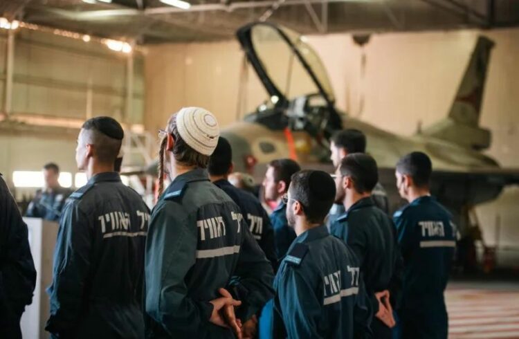 فضيحة في صفوف طيارى سلاح الجو الإسرائيلي: والسبب شربوا " بيرة " 1 فضيحة في صفوف طيارى سلاح الجو الإسرائيلي: والسبب شربوا " بيرة " 2025