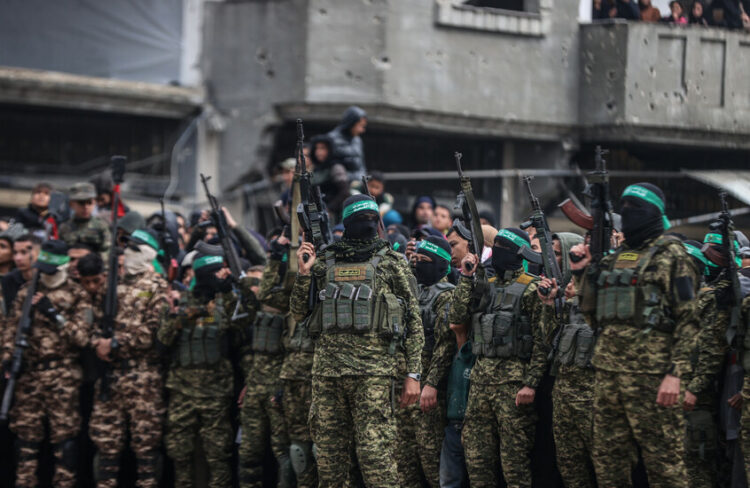 تقرير أمريكي: حماس تعود لملء الفراغ بغزة وتتحصن بشبكة أنفاق صامدة 2025