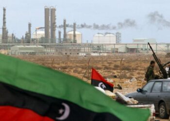 فضيحة الـ 54 مليار: نقيب الصحفيين بطرابلس يتهم "أركنو" بالتورط في نهب النفط الليبي 2025