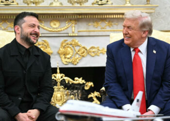 ترامب يدعو لإجراء انتخابات رئاسية في أوكرانيا: "حان الوقت" والمطالبة بقبول الشروط الأمريكية 2025