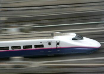 قطار السعودية – قطر السريع ينطلق رسميًا: حمد بن جاسم يثمن المشروع ويتوقع فوائد اقتصادية وسياحية واسعة ويتمنى ربط دول الخليج كافة 3 قطار السعودية – قطر السريع ينطلق رسميًا: حمد بن جاسم يثمن المشروع ويتوقع فوائد اقتصادية وسياحية واسعة ويتمنى ربط دول الخليج كافة 2025