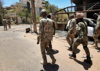 مأساة في سماء السودان… تحطم طائرة عسكرية ووفاة طاقمها بالكامل شرق البلاد 2 مأساة في سماء السودان… تحطم طائرة عسكرية ووفاة طاقمها بالكامل شرق البلاد 2025