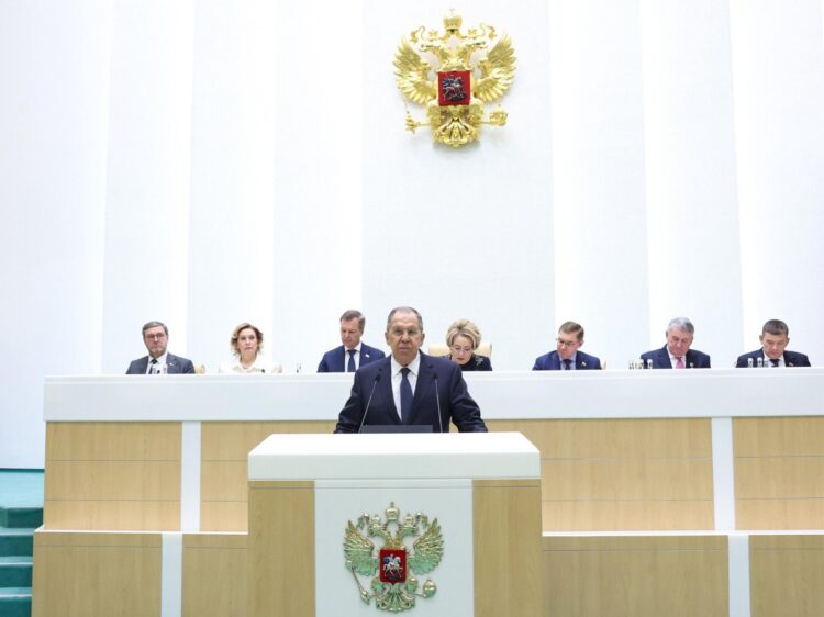 لافروف: أوروبا تحاول تحريض أوكرانيا على "القتال حتى مقتل آخر أوكراني" واتفاق مع واشنطن 2025