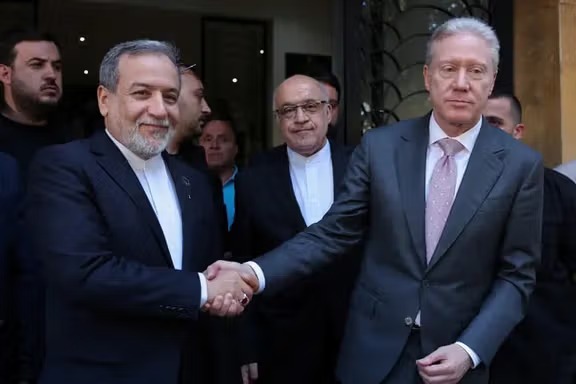 لبنان يرفض دعوة إيران للزيارة: راجي يشترط "نزع سلاح حزب الله" لتهيئة مناخ الحوار. 1 لبنان يرفض دعوة إيران للزيارة: راجي يشترط "نزع سلاح حزب الله" لتهيئة مناخ الحوار. 2025