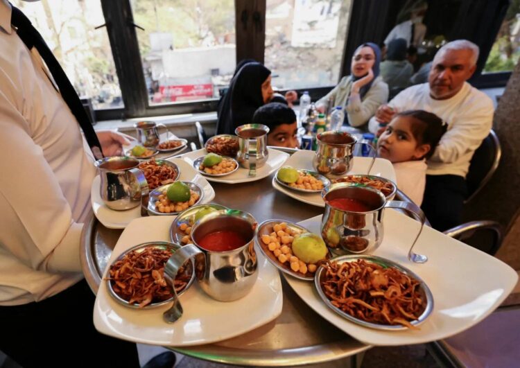 تراجع التضخم في مصر إلى 12.3% في نوفمبر.. هل اقتربت أسعار السلع من الاستقرار؟ 1 تراجع التضخم في مصر إلى 12.3% في نوفمبر.. هل اقتربت أسعار السلع من الاستقرار؟ 2025