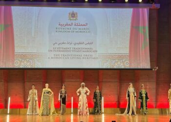 القفطان المغربي : أول لباس شعبي عربي يُدرج في قائمة التراث العالمي لليونسكو 2 القفطان المغربي : أول لباس شعبي عربي يُدرج في قائمة التراث العالمي لليونسكو 2025