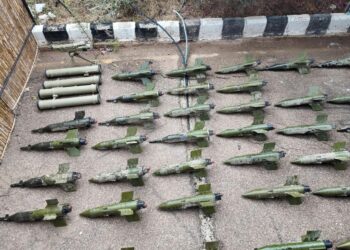 الجيش السوري يوقف صفقة تهريب أسلحة كبيرة…صواريخ «مالوتكا» و«ميتيس» في قبضة الأمن 2 الجيش السوري يوقف صفقة تهريب أسلحة كبيرة…صواريخ «مالوتكا» و«ميتيس» في قبضة الأمن 2025