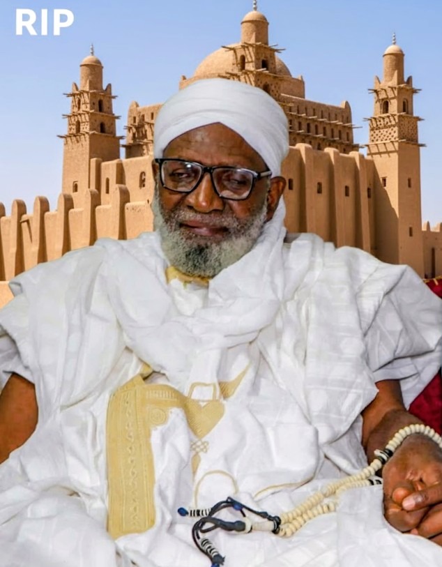 وداع "الإمام الإنترنتي": تمبكتو تشيّع الشيخ السيوطي الذي رفض الخضوع للمتطرفين وحمى التراث 1 وداع "الإمام الإنترنتي": تمبكتو تشيّع الشيخ السيوطي الذي رفض الخضوع للمتطرفين وحمى التراث 2025