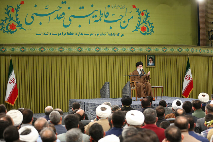 الغطرسة والتوسع الإقليمي: خامنئي يحدد الأهداف الأمريكية من الضغط على إيران 1 الغطرسة والتوسع الإقليمي: خامنئي يحدد الأهداف الأمريكية من الضغط على إيران 2025