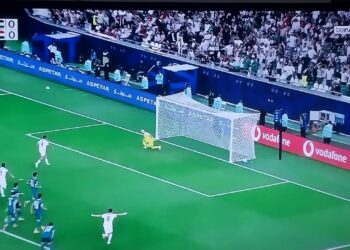 صعود منتخب الأردن لربع نهائي كأس العرب بقطر بعد فوزه على العراق 1/0 4 صعود منتخب الأردن لربع نهائي كأس العرب بقطر بعد فوزه على العراق 1/0 2025