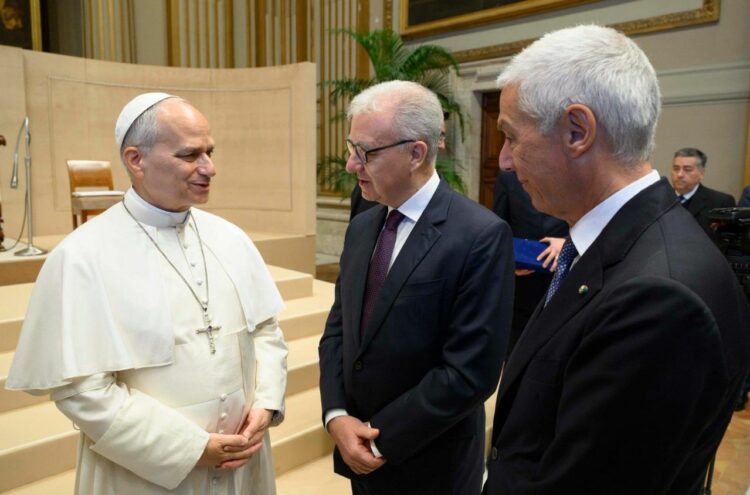 إيطاليا : الفاتيكان يفتح الملفات السرية ،، متى تتحول الاستخبارات إلى تهديد للحريات؟ 1 إيطاليا : الفاتيكان يفتح الملفات السرية ،، متى تتحول الاستخبارات إلى تهديد للحريات؟ 2025