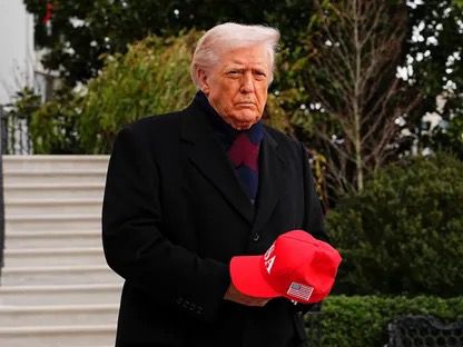 بعد الهجوم على القوات الأمريكية: ترامب يتوعد داعش برد “قاسٍ جدًا” 1 بعد الهجوم على القوات الأمريكية: ترامب يتوعد داعش برد “قاسٍ جدًا” 2025