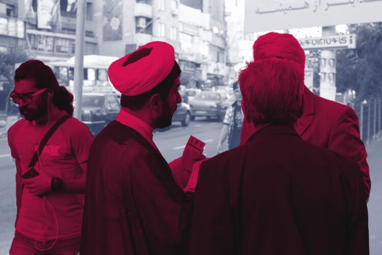 تقرير بريطاني: أيّام النظام الإيراني باتت معدودة.. و80% من الشعب يطالبون بالتغيير 1 تقرير بريطاني: أيّام النظام الإيراني باتت معدودة.. و80% من الشعب يطالبون بالتغيير 2025