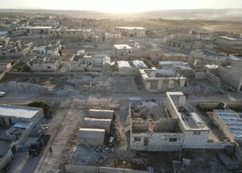 مقتل أربعة من عناصر الأمن السوري في هجوم مسلح شمال غربي إدلب 7 مقتل أربعة من عناصر الأمن السوري في هجوم مسلح شمال غربي إدلب 2025