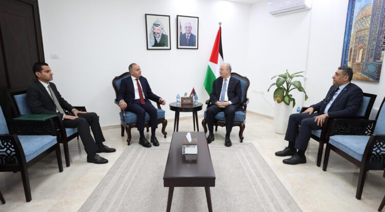 مصر تؤكد دعمها للفلسطينيين خلال لقاء رام الله 1 مصر تؤكد دعمها للفلسطينيين خلال لقاء رام الله 2025