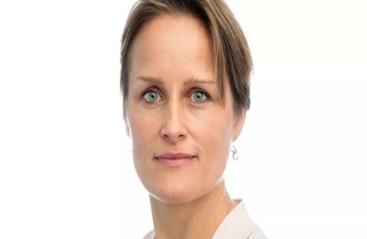 أول امرأة تتولى قيادة جهاز الاستخبارات البريطاني الخارجي تحذر روسيا: “تصدير الفوضى جزء من استراتيجيتها” 1 أول امرأة تتولى قيادة جهاز الاستخبارات البريطاني الخارجي تحذر روسيا: “تصدير الفوضى جزء من استراتيجيتها” 2025