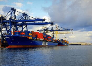 أصول مصرية استراتيجية بيد الإمارات: "موانئ أبوظبي" تتجه للسيطرة الإدارية على "الإسكندرية للحاويات" 9 أصول مصرية استراتيجية بيد الإمارات: "موانئ أبوظبي" تتجه للسيطرة الإدارية على "الإسكندرية للحاويات" 2025