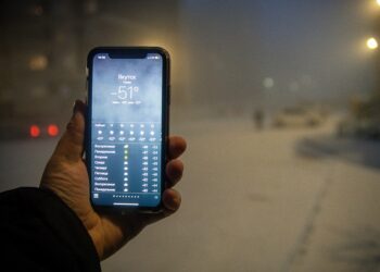 موجة برد قارس تجمّد إقليم ياقوتيا الروسية.. والسكان "طقس رائع" 2025