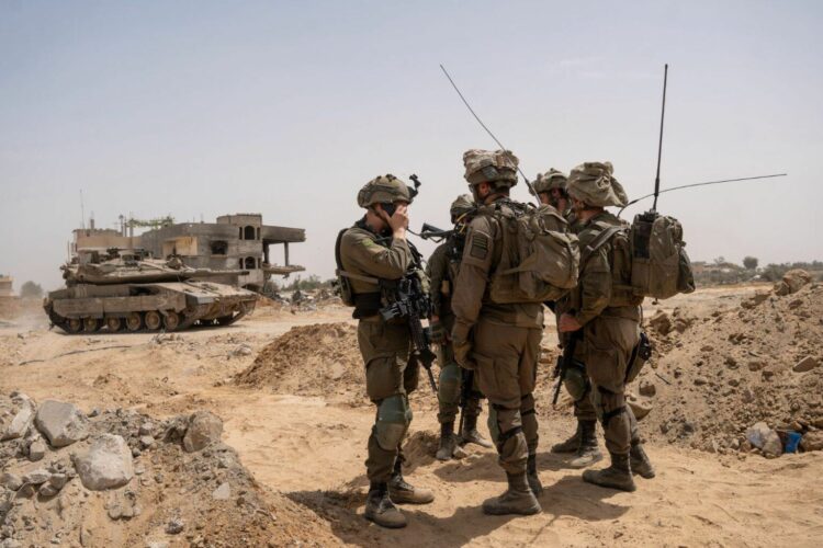 تصعيد جديد في غزة: غارات إسرائيلية في الجنوب ونشر قوات في الشمال وسط أزمة إنسانية 1 تصعيد جديد في غزة: غارات إسرائيلية في الجنوب ونشر قوات في الشمال وسط أزمة إنسانية 2025