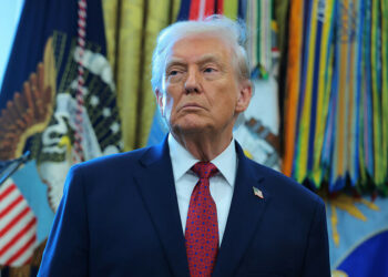 91 مسيّرة فوق نوفغورود.. روسيا تتوعد بالرد وترامب يصدم حلفاءه بالدفاع عن "منزل بوتين" 2025