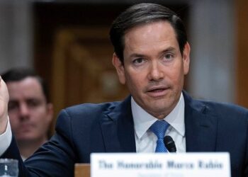 روبيو لا يستبعد "الخيار العسكري" ضد فنزويلا.. وكاراكاس تهاجم "عقده النفسية" وتتهمه بنشر الفشل 2025