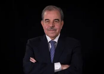 السجن 19 عاما.. هل ينهي حكم منذر الزنايدي مستقبله السياسي في تونس؟ 2025