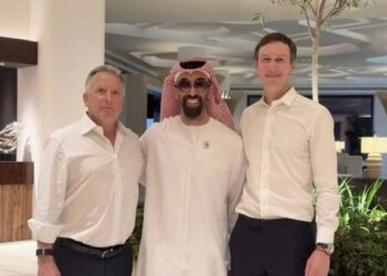 زلزال سيمافور يضرب أبوظبي.. الخارجية الأمريكية تدرس التحقيق في صفقات "رجال ترامب" مع الإمارات 2025