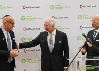 للمرة الثانية.. الملك تشارلز الثالث يتبرع لمنظمة يهودية لدعم ضحايا الحرب في أوكرانيا 2025