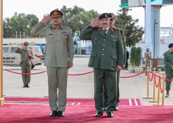 صفقة القرن الدفاعية.. باكستان تبرم اتفاقا عسكريا مع الجيش الوطني الليبي بقيمة تتجاوز 4 مليارات دولار 2025