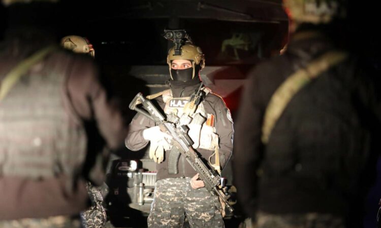 اندلاع اشتباكات الشيخ مقصود في حلب بعد لقاء الشرع ووزير الخارجية التركي "فيديو" 2025