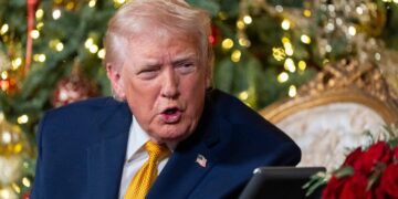 ماذا قال ترامب في تهنئة عيد الميلاد وأغضب الأمريكيين؟ 2025