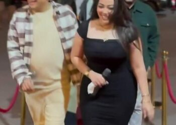 كواليس أول ليلة غناء للمطربة المصرية "رحمة محسن" بعد أزمة السجن والفيديوهات المسربة الخادشة للحياء 2025