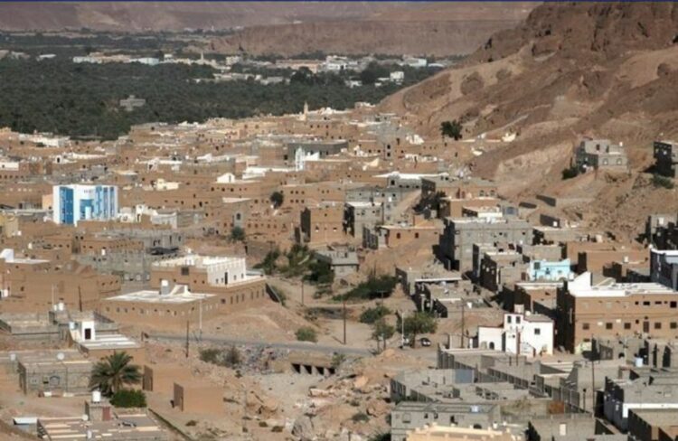 التحالف يهدد بالتدخل المباشر في حضرموت: ماذا يجري خلف الكواليس 2025