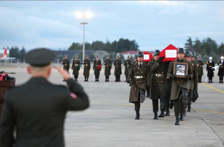 تركيا : مراسم عسكرية فى أنقرة لتودّيع ضحايا الطائرة الليبية المنكوبة 2025